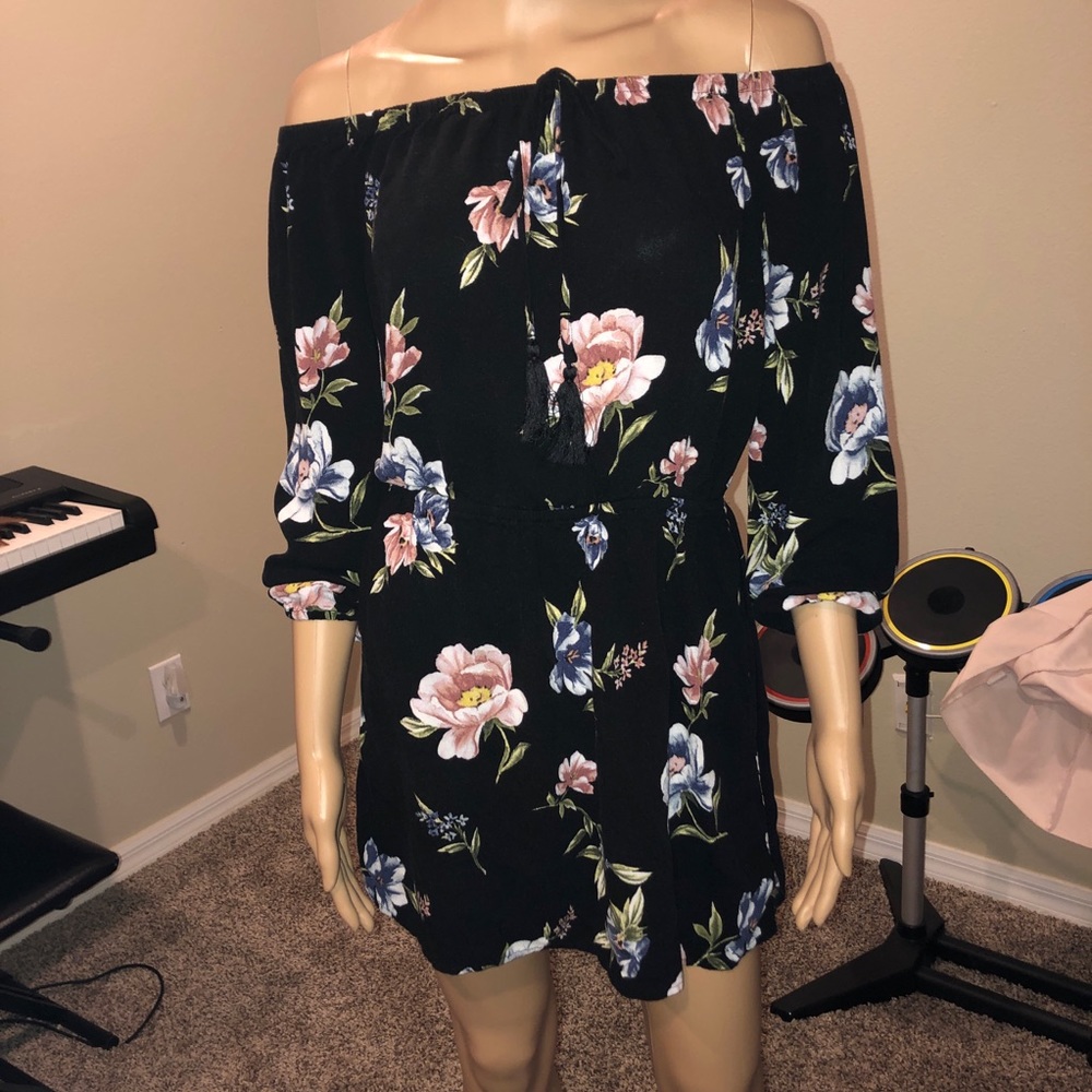 Kendal & Kylie dress